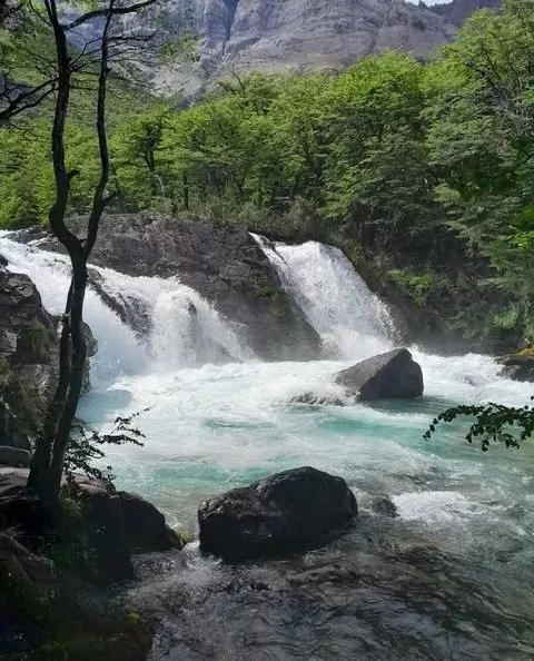 Argentina-Waterfalls-4